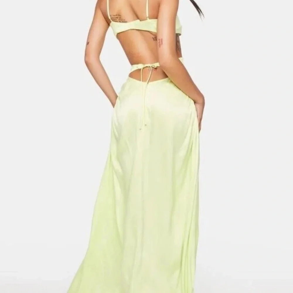 Gorgeous NWT Green For Love & Lemons "Toni" Maxi Dress Size Small - Picture 2 of 3